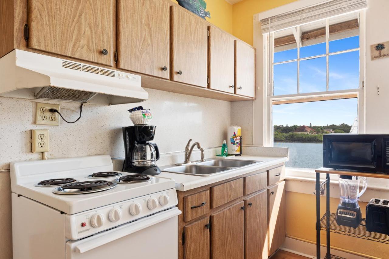 Sun N Fun Beachfront Vacation Rentals Indian Shores Exterior foto