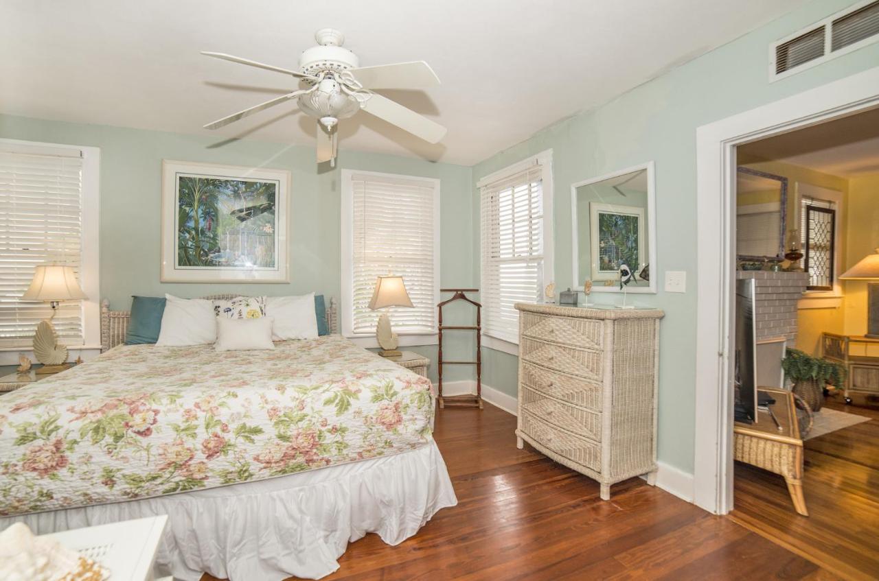 Sun N Fun Beachfront Vacation Rentals Indian Shores Exterior foto